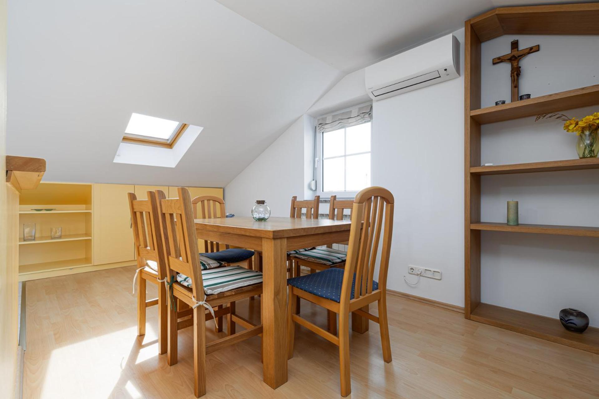 Ana & Josip Apartment