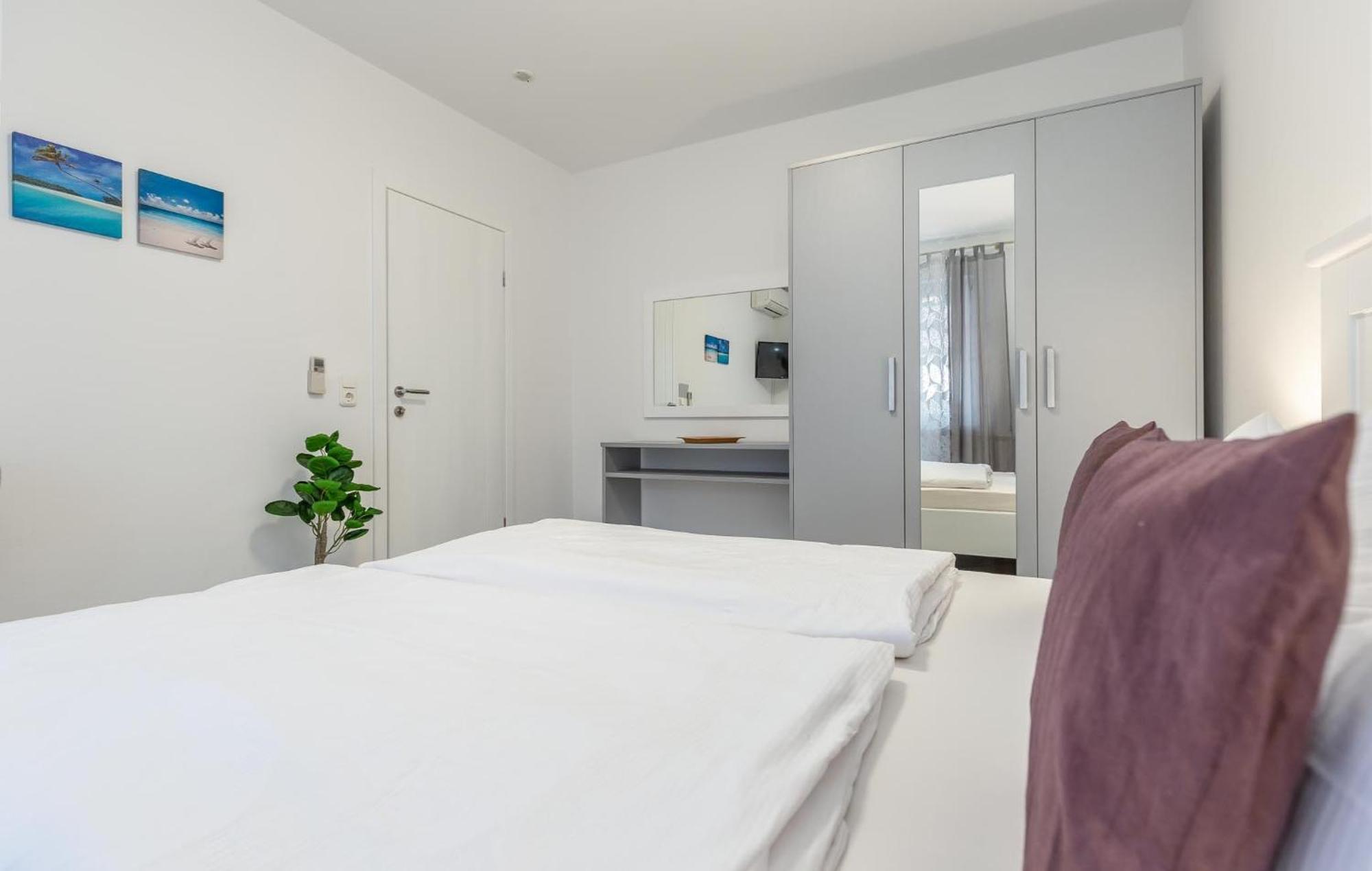 Ana & Josip Apartment *