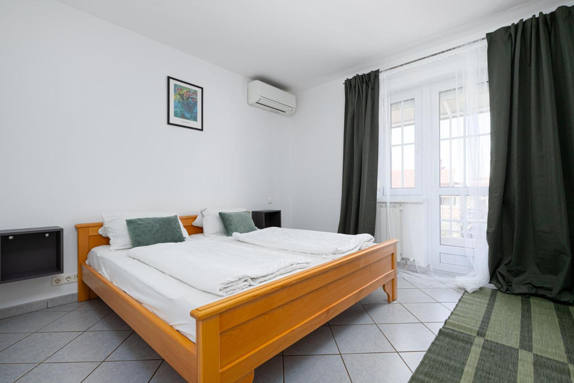 Ana & Josip Apartment *